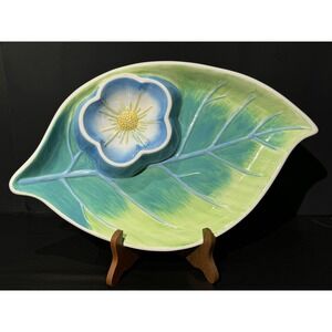 Summer Stock Chip N Dip Leaf Ceramic Bowl 2000‎ EUC
